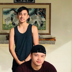 Meet your Posher, Hoang